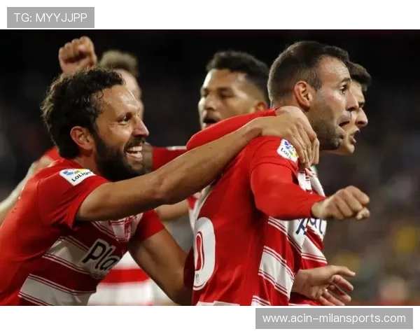 塞维利亚新战略：中前场插上与连接成为训练核心，开启球队攻防新纪元