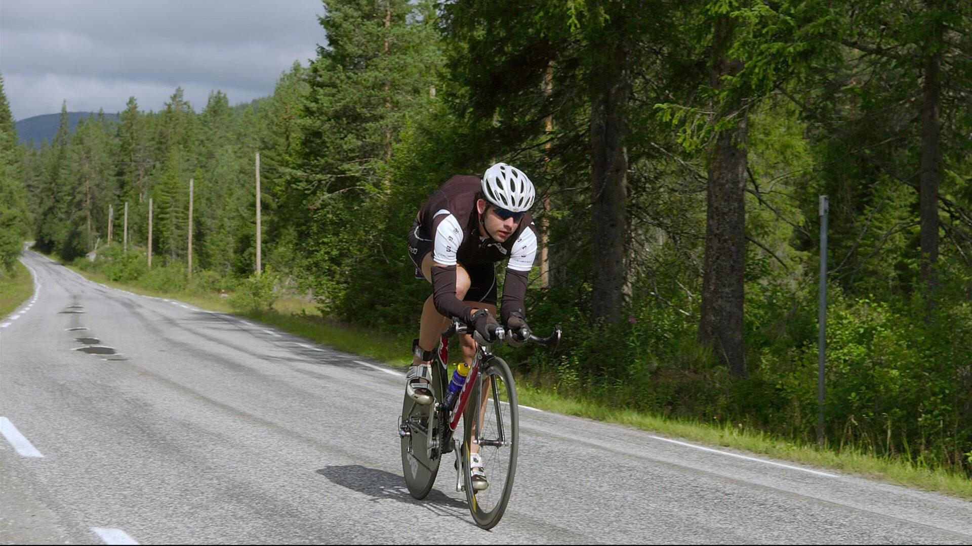 梅西带领阿根廷队冲刺世界杯,状态火热
